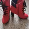 Rote Stiefel