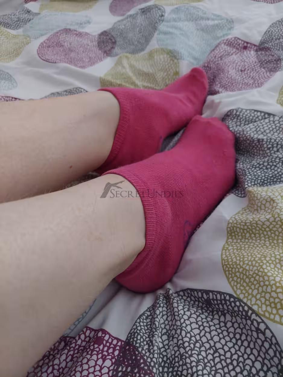 Pinke Sportsocken, drei Mal getragen