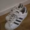 🖤 Sehr getragene Adidas Superstar – täglicher Begleiter mit vielen Spuren 🖤