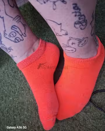 Kategorie getragene Jeans & Hosen kaufen 35 Sneaker Socken Neon-Orange 3 Tage getragen