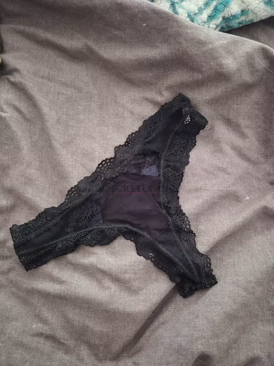 Schwarzer Tanga – Bild 4