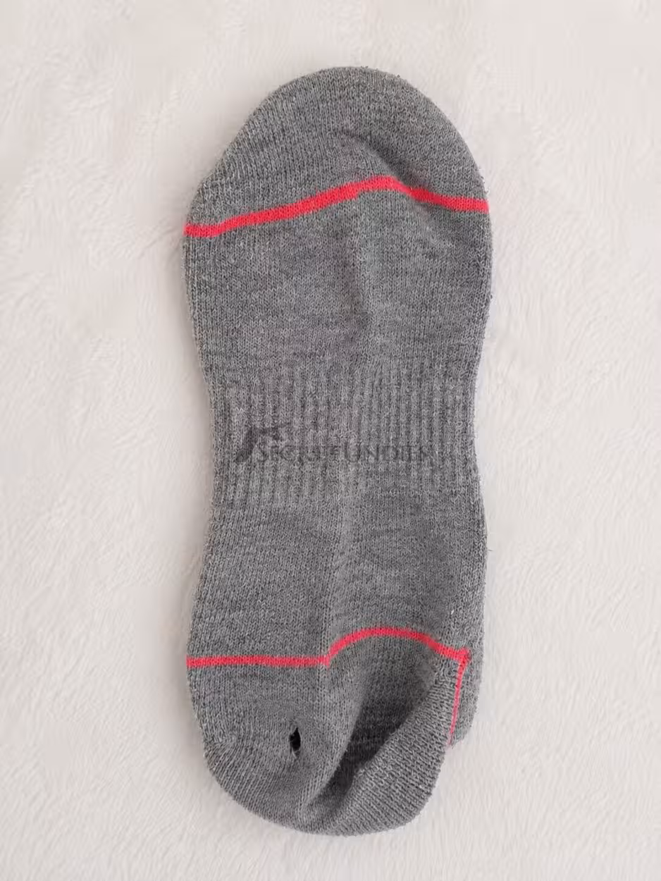 Authentisch getragene Sneaker Socken – Bild 2