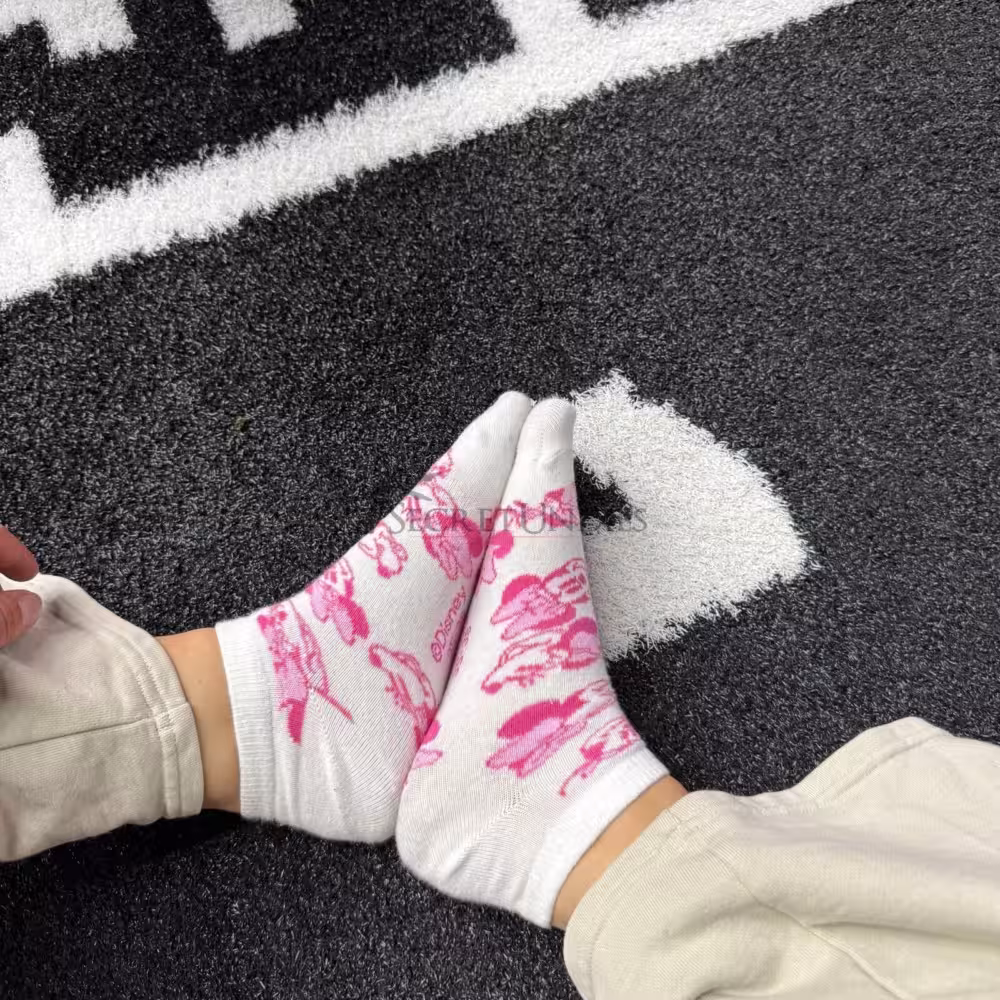 Micky Maus Socken im Gym getragen 🩷🤍 – Bild 2