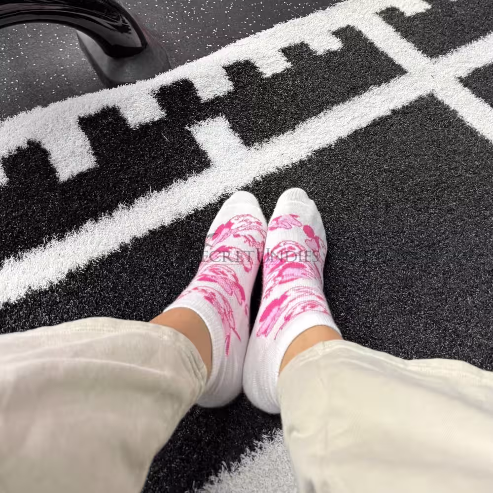 Micky Maus Socken im Gym getragen 🩷🤍