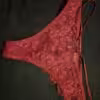 Roter sexy Tanga 2 Tage getragen auch bei Mastubation mit Tragespuren