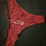 Roter sexy Tanga 2 Tage getragen auch bei Mastubation mit Tragespuren 4 Roter sexy Tanga 2 Tage getragen auch bei Mastubation mit Tragespuren