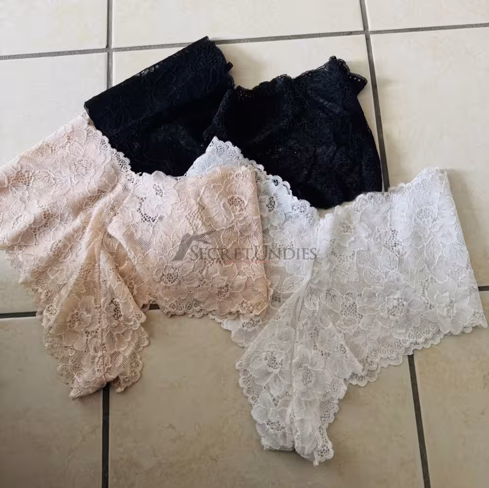 Panties, Slips, Strings (verschiede Arten je nach Wunsch)