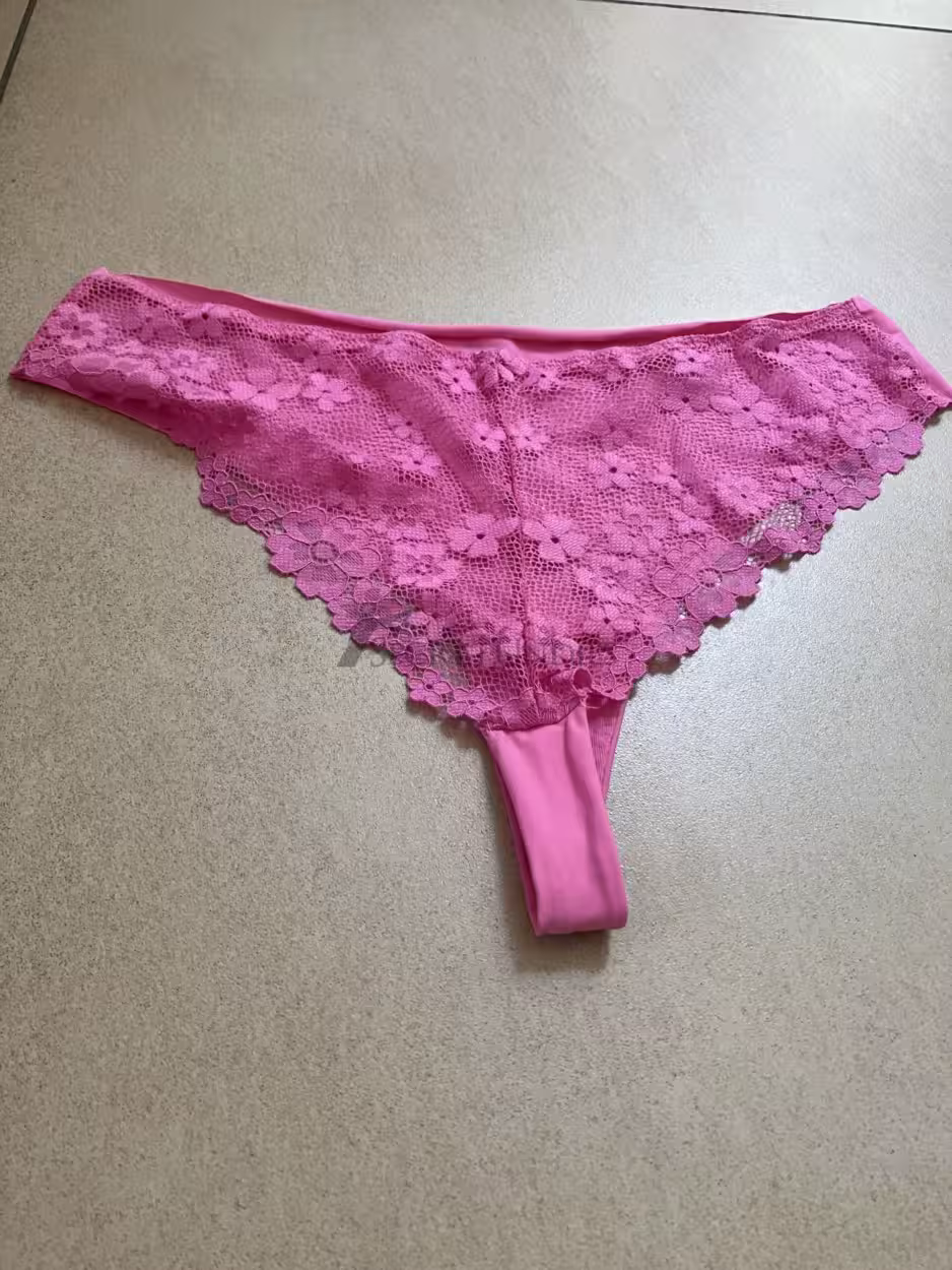 String mit Spitze – Bild 3