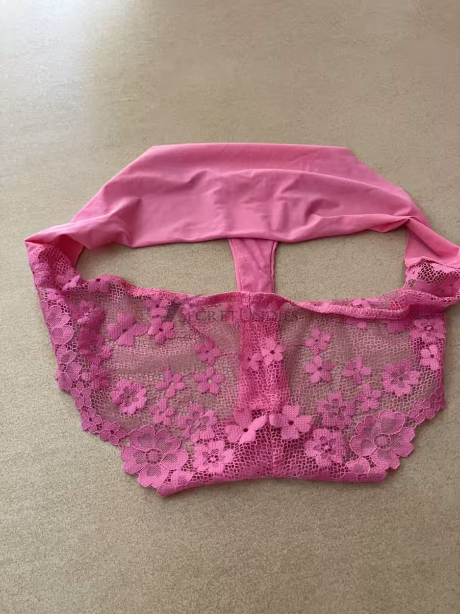 String mit Spitze – Bild 2