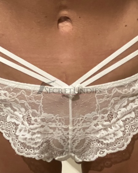 Brasilian-String mit Spitze