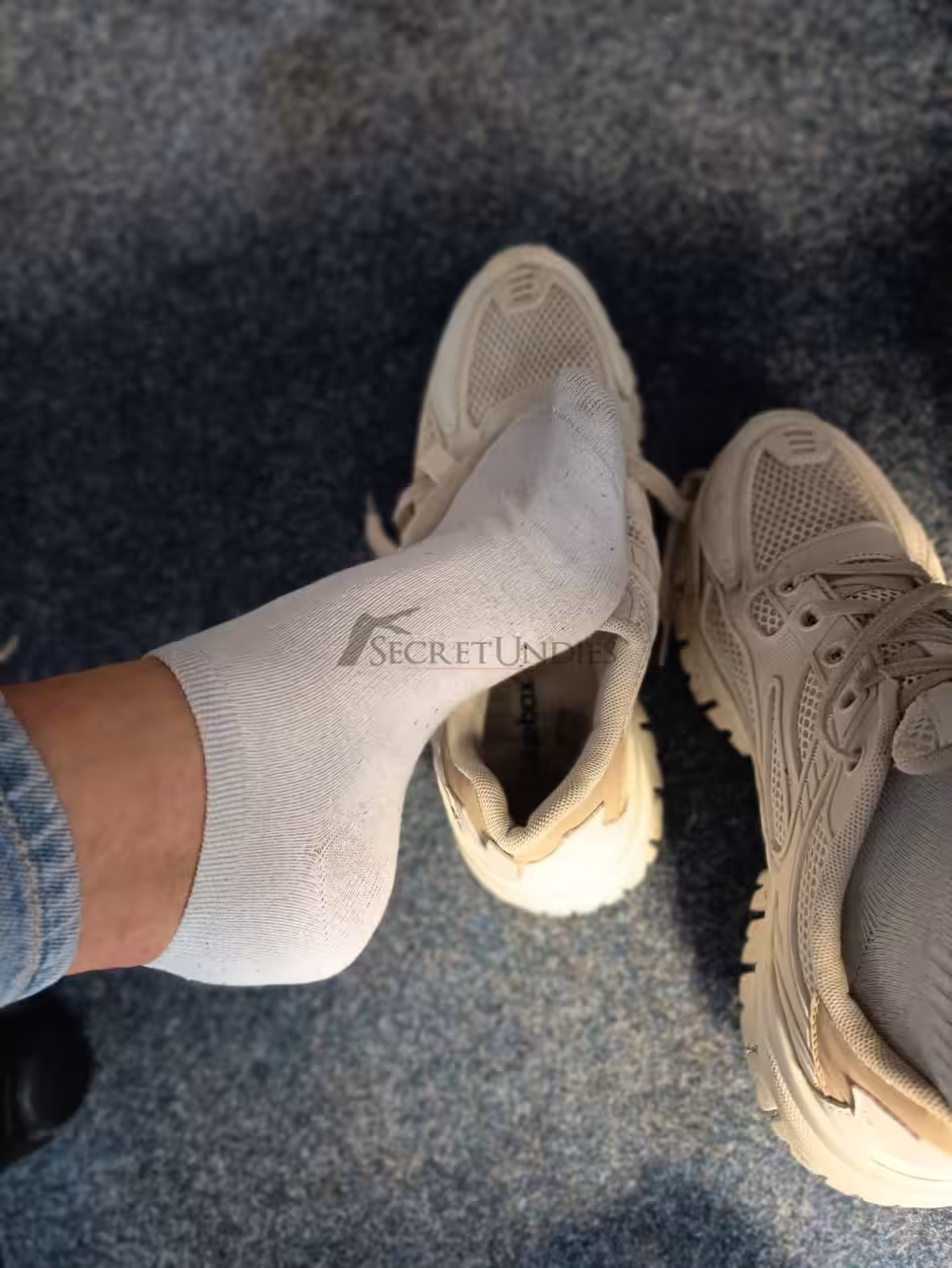White Classics - Sneaker Socken 48h getragen – Bild 2