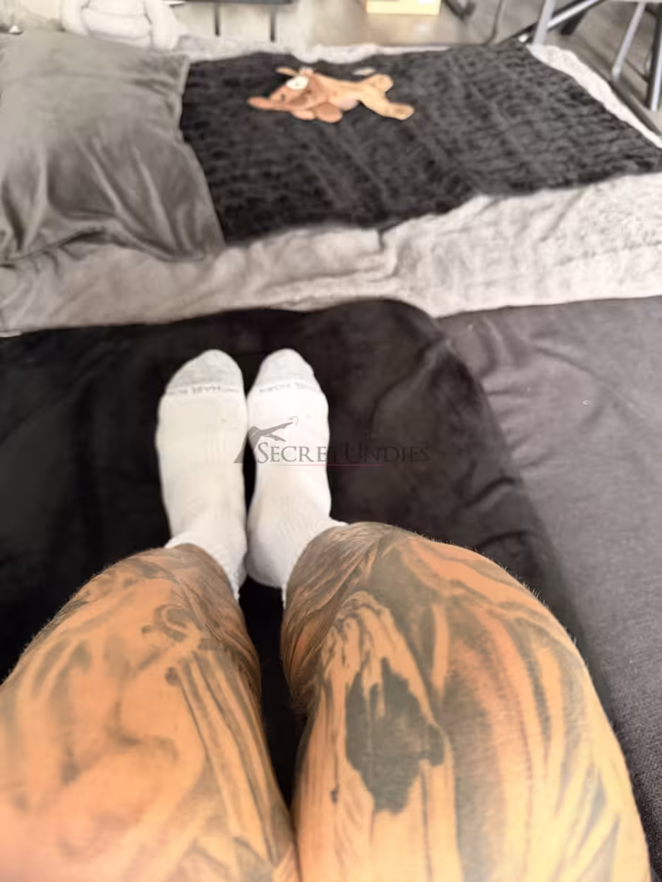 Getragene Socken ( Beim Training an ) – Bild 2