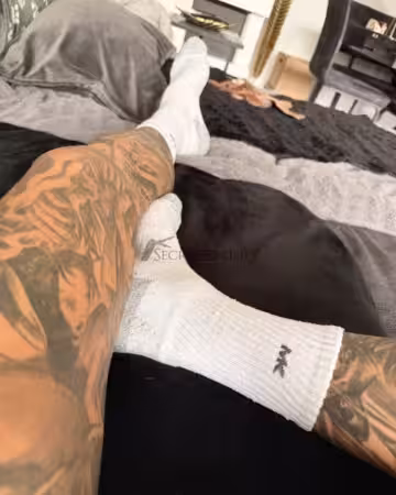 Kategorie getragene Jeans & Hosen kaufen 3 Getragene Socken ( Beim Training an )