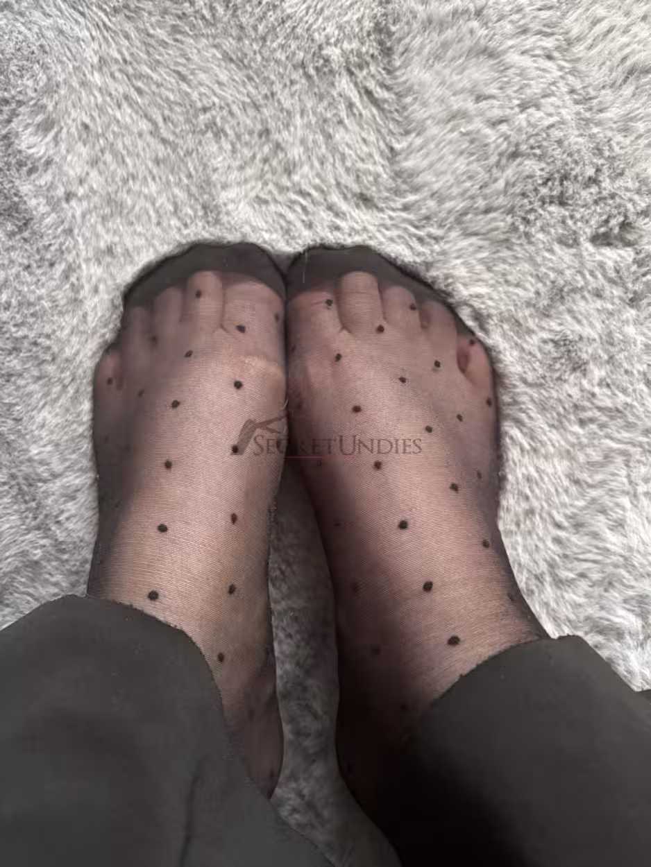 Süße Nylon Strümpfe in sexy schwarz – Bild 3
