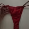 💋 Roter Satin-String