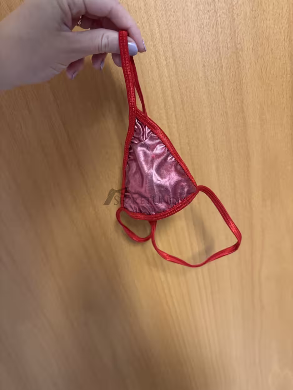 Roter String- 2Tage getragen