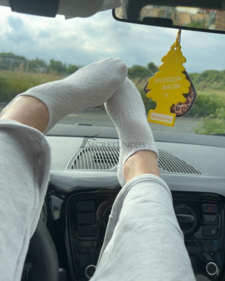 Cloud Ride – Weiße Wohlfühlsocken🤍🧦
