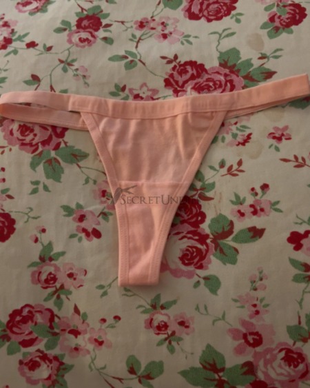 Cozy Peach Comfort String 🌸🩷