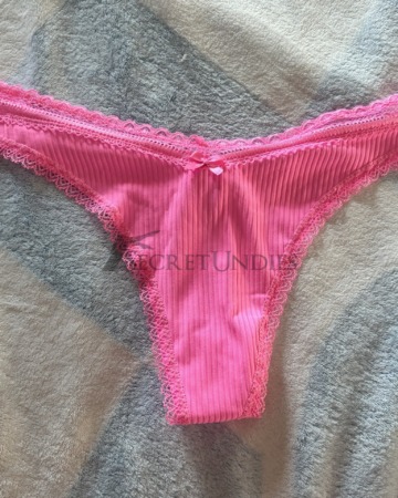 Pinker Slip mit Schleifchen