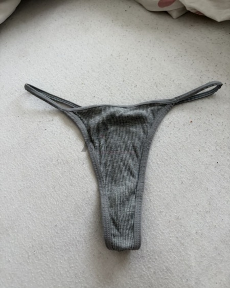 Grey Desire – Mein weicher Ripp-String🩶