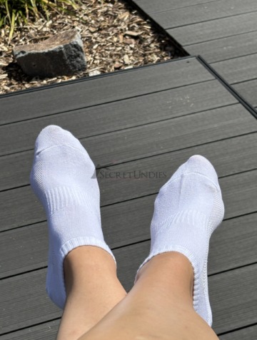 🤍 getragene weiße Sneakersocken – Sommer, Arbeit & Sport 🤍