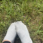 Getragene Graue Sneaker-Socken – 12 Stunden echter Alltag