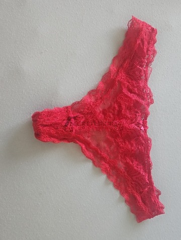 Roter Spitzensplip