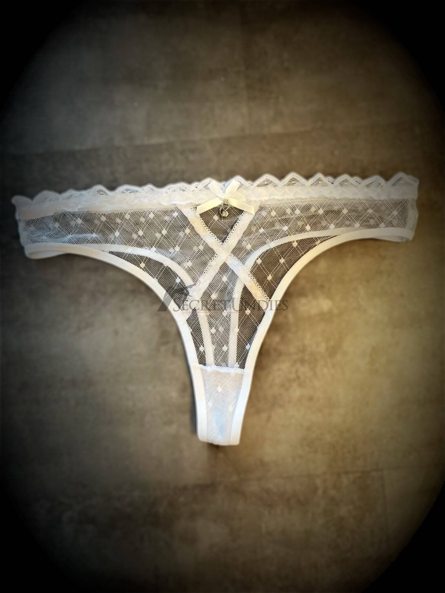 Ivory Temptation | Essential Collection 🤍 4 Ivory Temptation | Essential Collection 🤍 – Bild 4