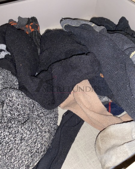 Kurz Socken von der Arbeit getragen