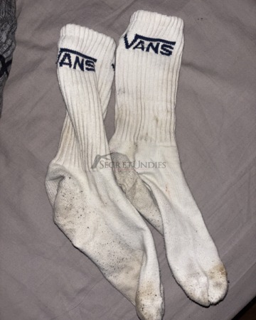 Weiße Tennissocken- 4 Tage getragen