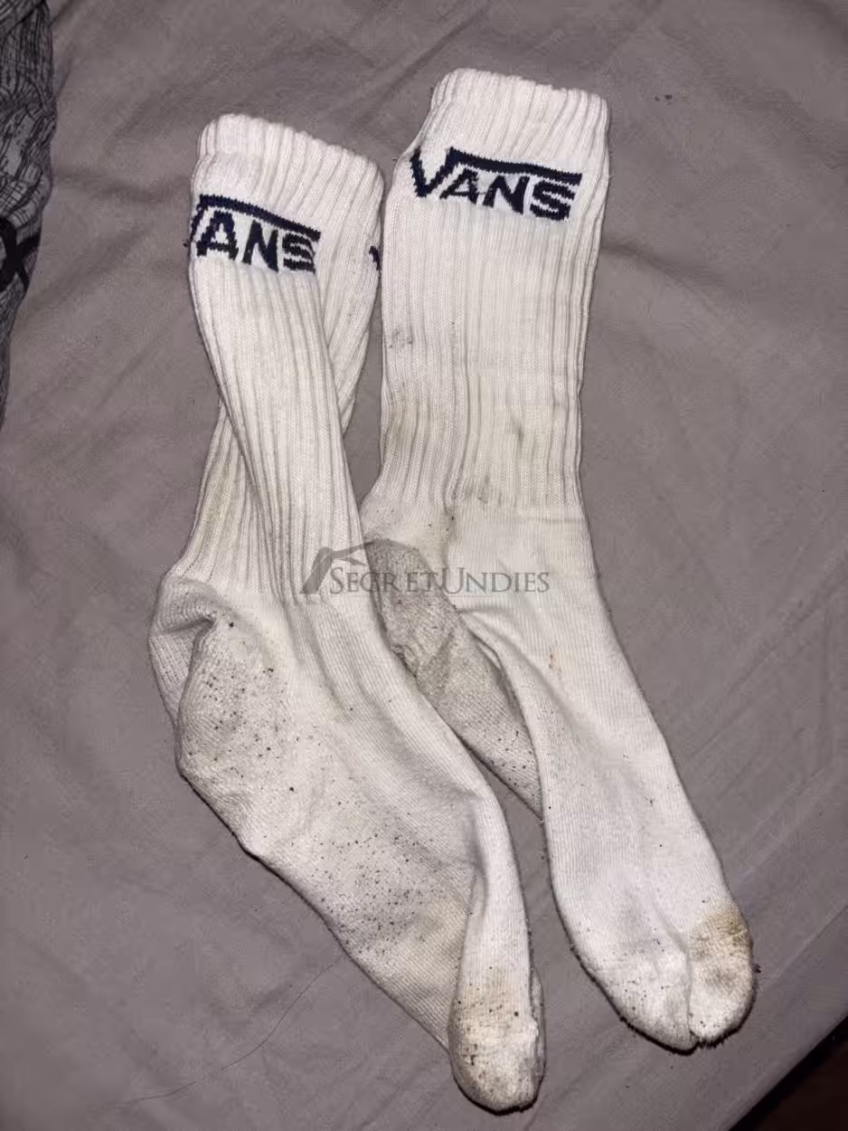 Weiße Tennissocken- 4 Tage getragen