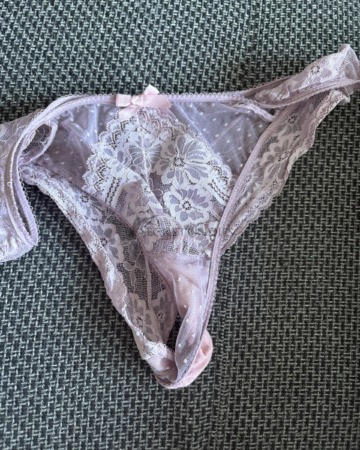 Rosa spitzen Slip, Brazil, 3 jours getragen