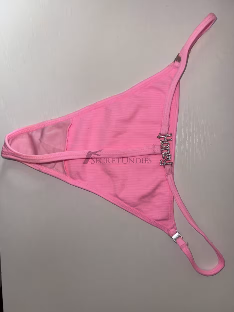 Pinke Honey Slip - besonders geruchintensiv von einer 20- jährigen Ukrainern - ich mache alles für dich😘