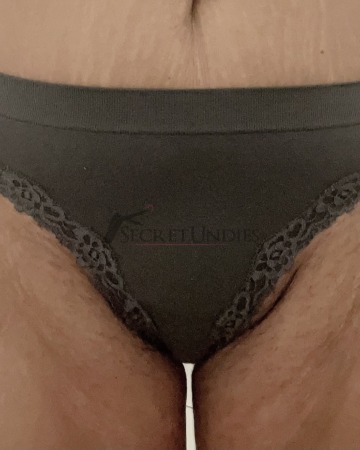 Grauer Spitzen-Slip 12 Stunden getragen 🩶