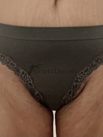 Grauer Spitzen-Slip 12 Stunden getragen 🩶