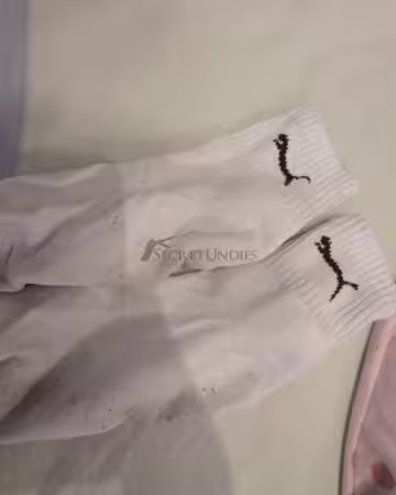 Kategorie getragene Jeans & Hosen kaufen 25 Puma Socken (getragen )