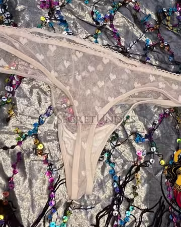 Kategorie getragene Jeans & Hosen kaufen 25 Weißer Mesh-String mit Herzen: zart, frech, verspielt & durchsichtig