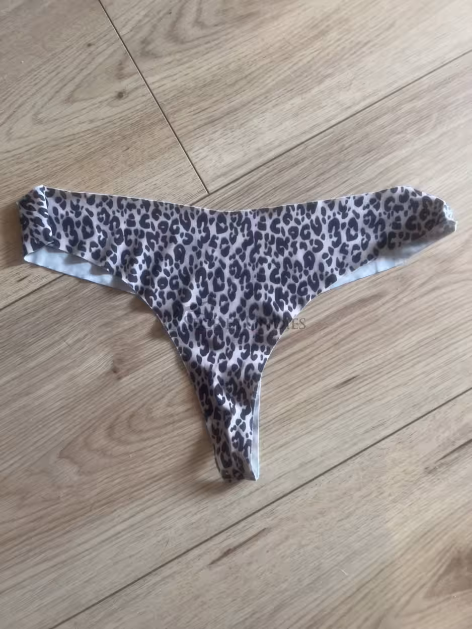 Leo-Slip 12 Stunden getragen 🐆 – Bild 3