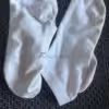 socken weiß 2 mal getragen , perfekt passend, haben einiges aufgesaugt