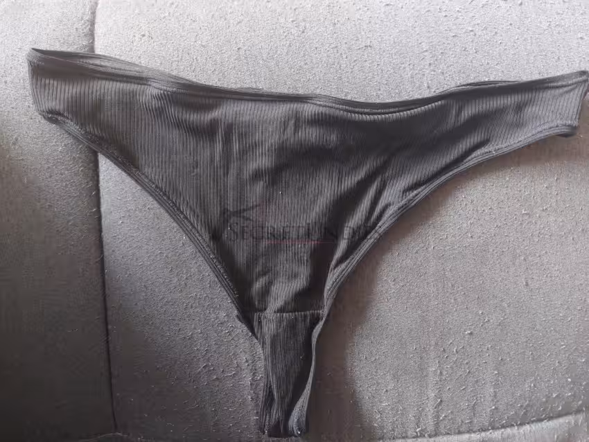Tanga Schwarz