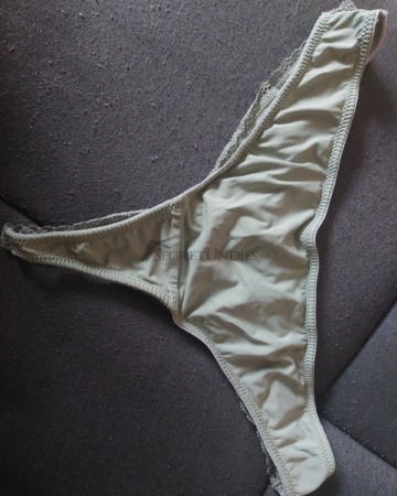 Tanga mit Spitze