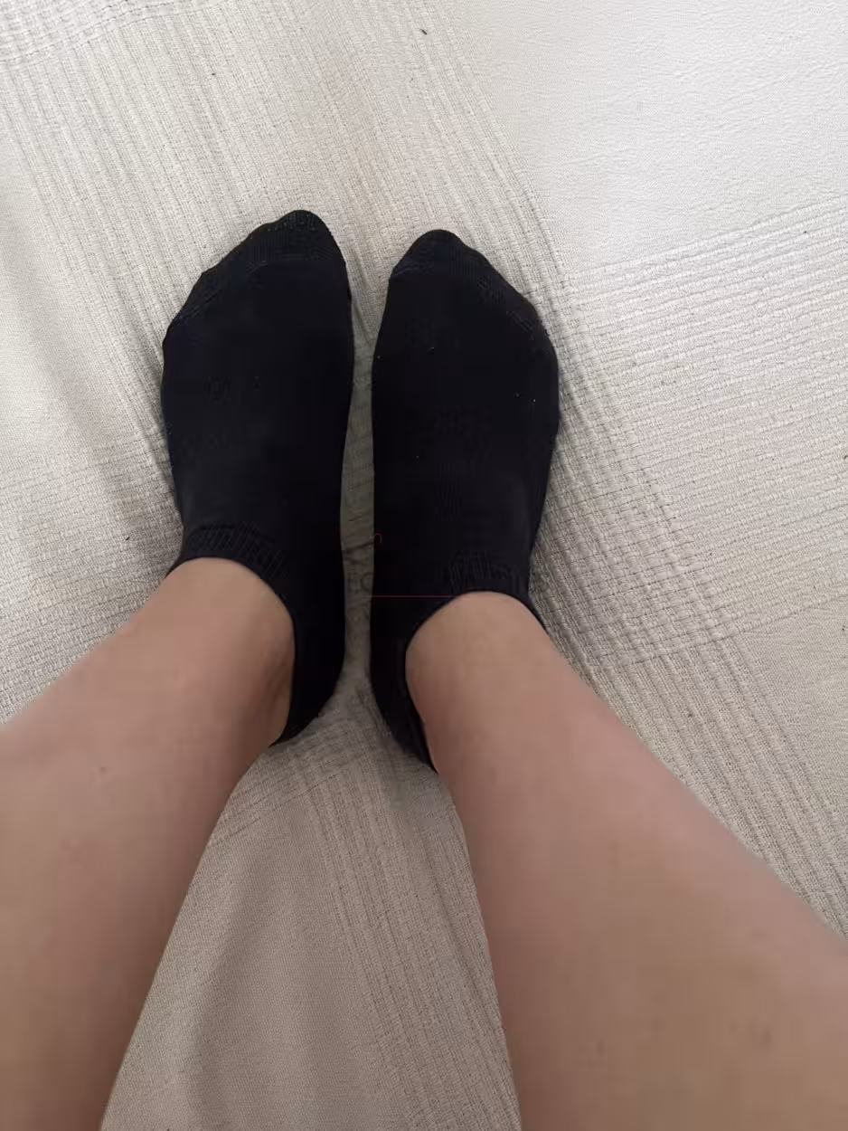 schwaze Sneaker Socken - 24 h getragen – Bild 2