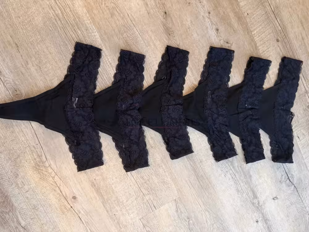 Spitzenstrings getragen auf Wunsch mit Tragedauer – Bild 3