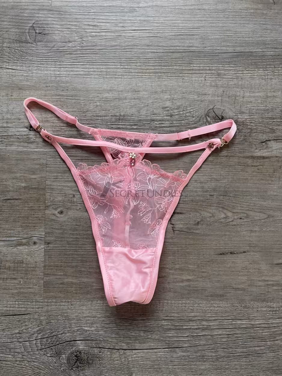 Sexy String Tanga getragen auf Wunsch länger + Extras !