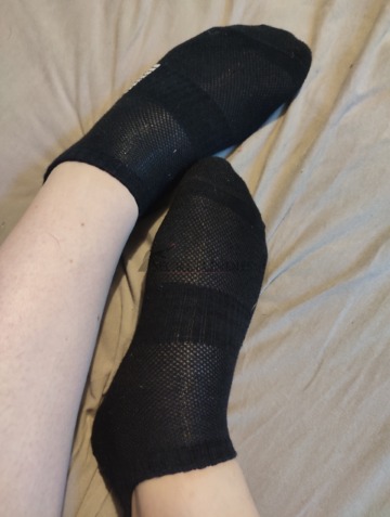 Schwarze Sneakersocken - 24h für dich getragen ✨