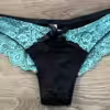 Sexy türkiser Spitzenslip