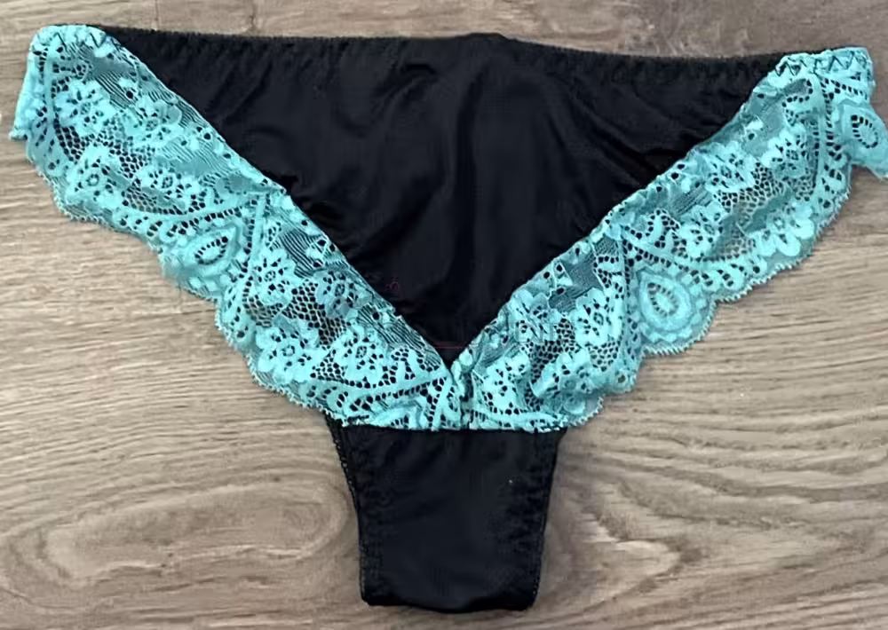 Sexy türkiser Spitzenslip – Bild 2