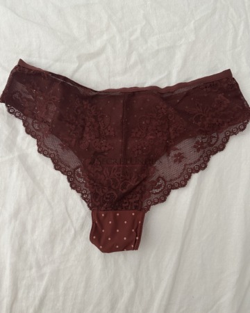 Slip aus Spitze - 2Tage getragen