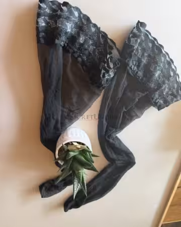 Kategorie getragene Jeans & Hosen kaufen 19 Halterlose Strümpfe mit Laufmaschen