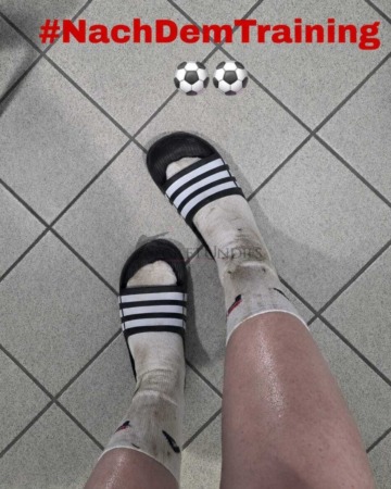 90 Min. Hardcore-Training: Intensiv verschwitzte Fußball-Tennissocken frisch vom Platz! ⚽🧦💦